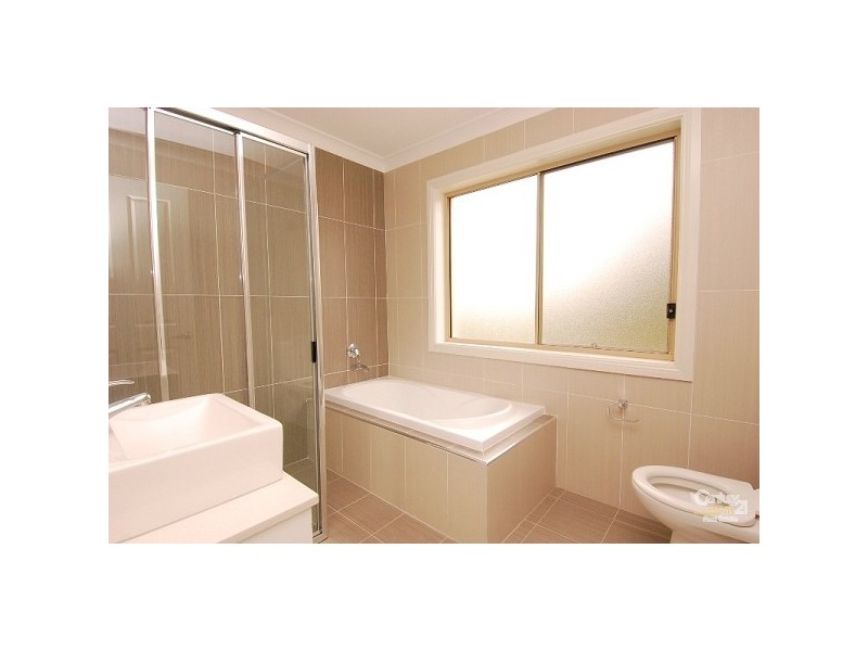 18 Pogson Drive, Cherrybrook NSW 2126