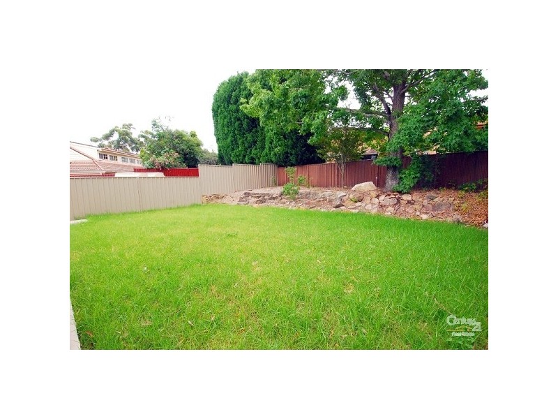 18 Pogson Drive, Cherrybrook NSW 2126