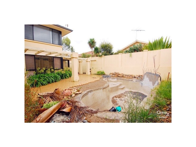 10 Cuthbert Avenue, Kellyville NSW 2155
