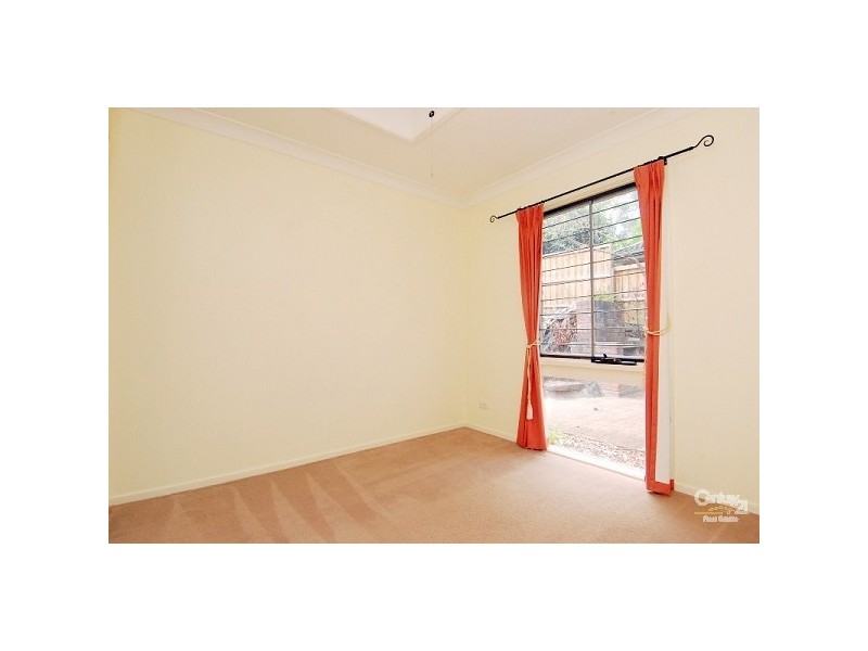 77 Cedarwood Dr, Cherrybrook NSW 2126