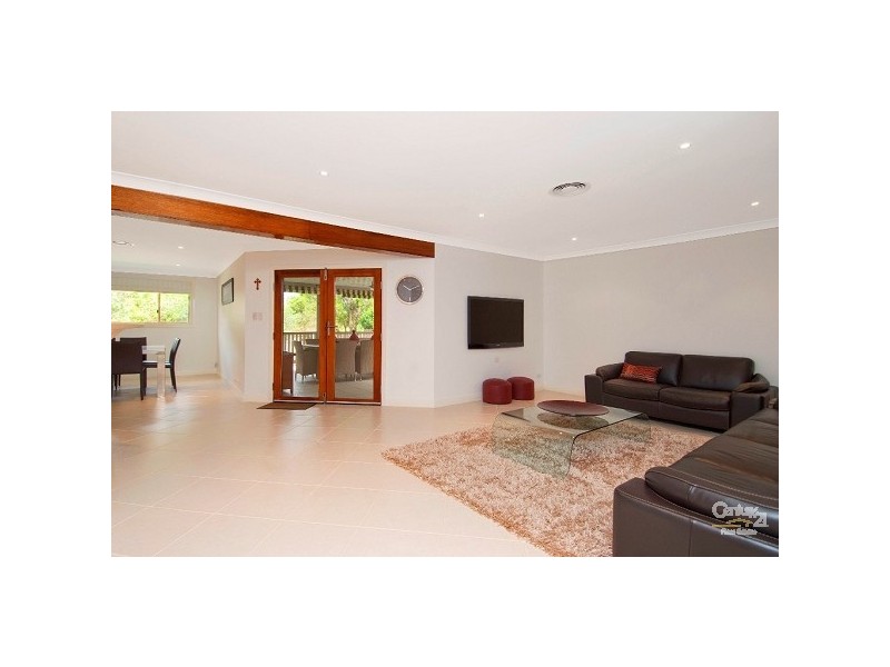 94 Tamboura Avenue, Baulkham Hills NSW 2153