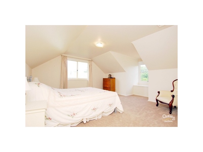 11 Romeo Place, Dural NSW 2158