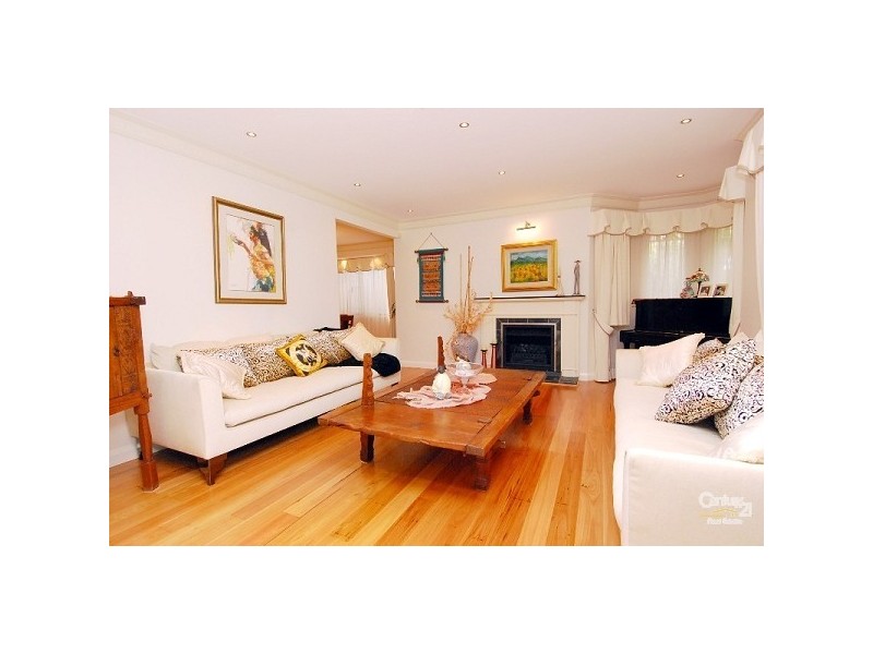 8 Grangewood Place, West Pennant Hills NSW 2125