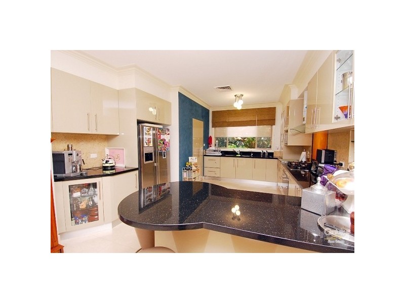 8 Grangewood Place, West Pennant Hills NSW 2125