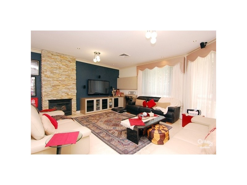 8 Grangewood Place, West Pennant Hills NSW 2125