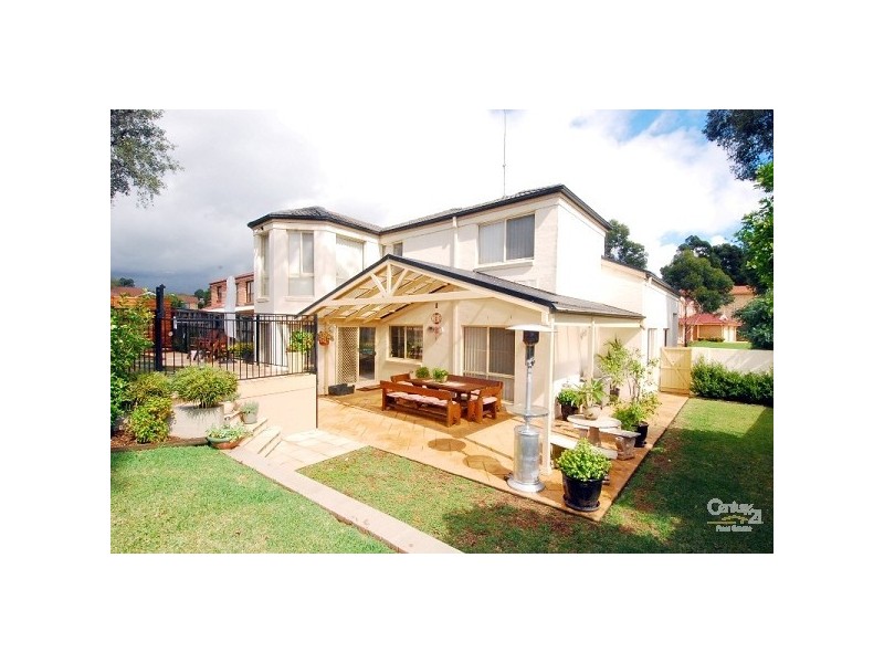 6 Fernbrook Place, Castle Hill NSW 2154