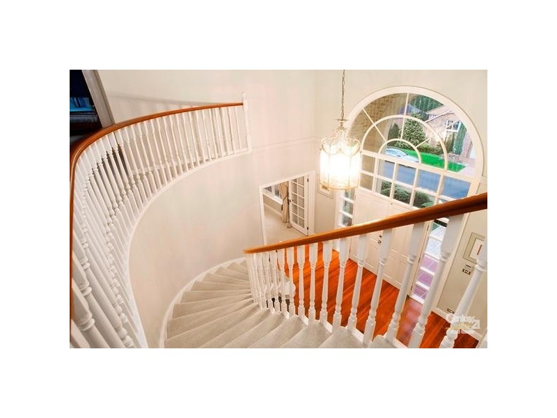 1 Rodney Place, West Pennant Hills NSW 2125