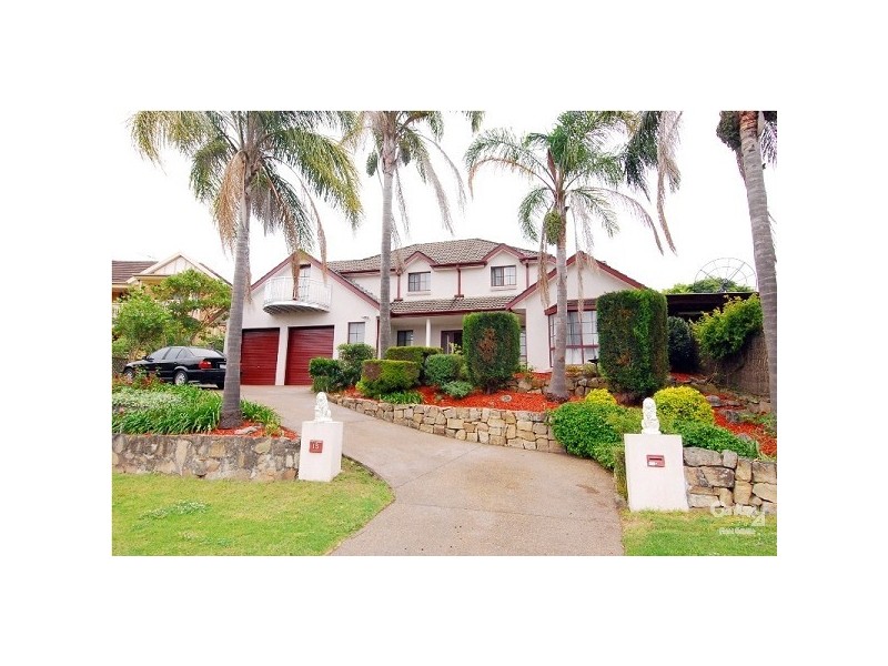 15 Deakin Place, West Pennant Hills NSW 2125