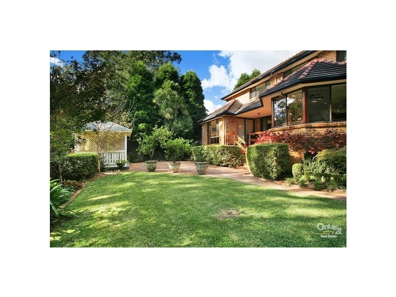 2 Rosella Way, West Pennant Hills NSW 2125