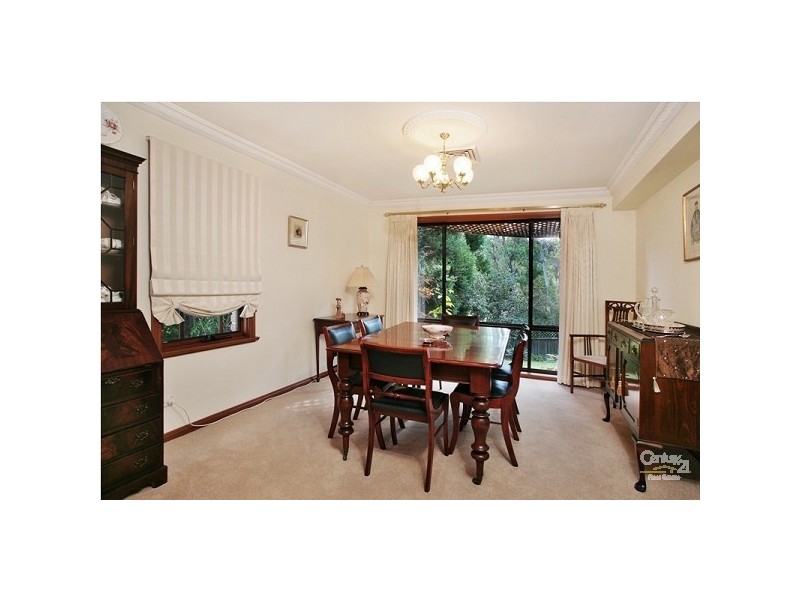 2 Rosella Way, West Pennant Hills NSW 2125