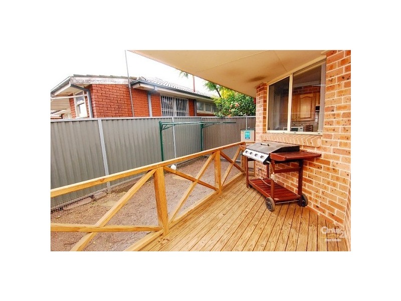 9/88 Ballandella Road, Toongabbie NSW 2146