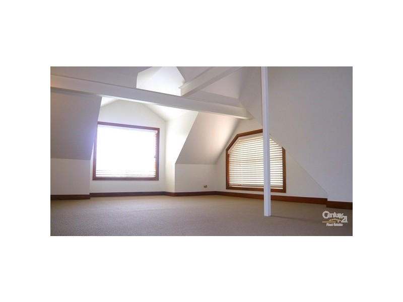 16 Cromerty Place, Glenhaven NSW 2156