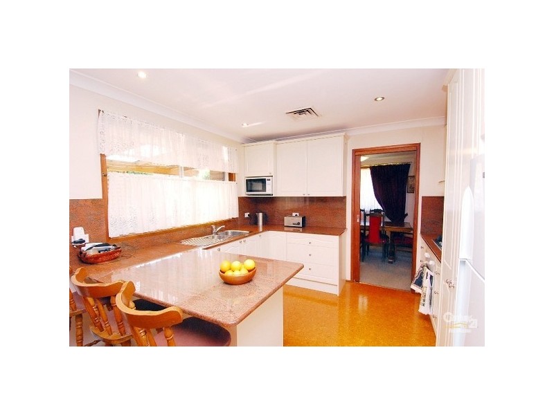 5 Thompson Close, West Pennant Hills NSW 2125