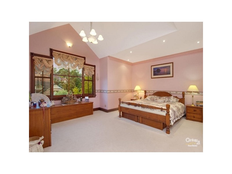 9 Avonleigh Avenue, West Pennant Hills NSW 2125