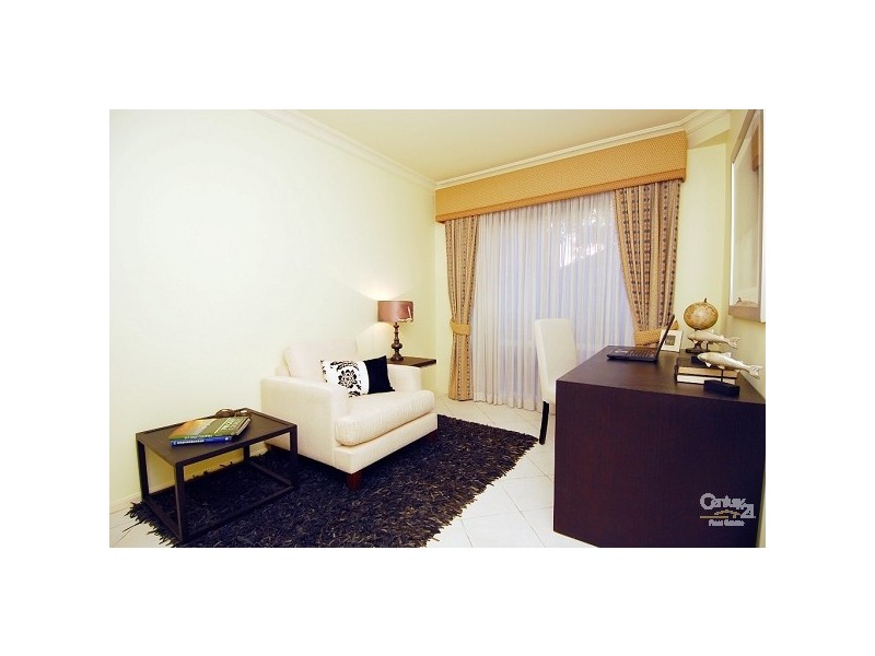 18 Claridge Close, Cherrybrook NSW 2126