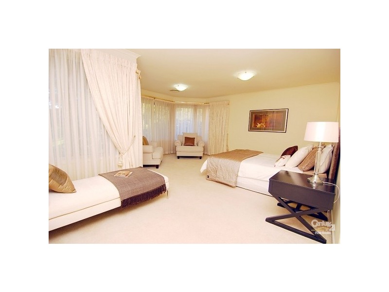 18 Claridge Close, Cherrybrook NSW 2126