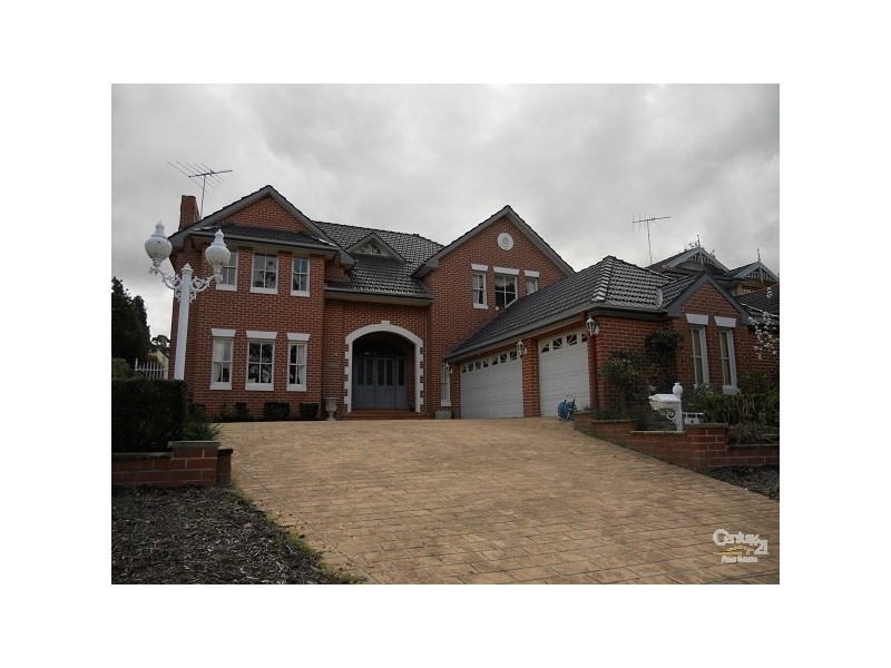 28 Kambah Place, West Pennant Hills NSW 2125