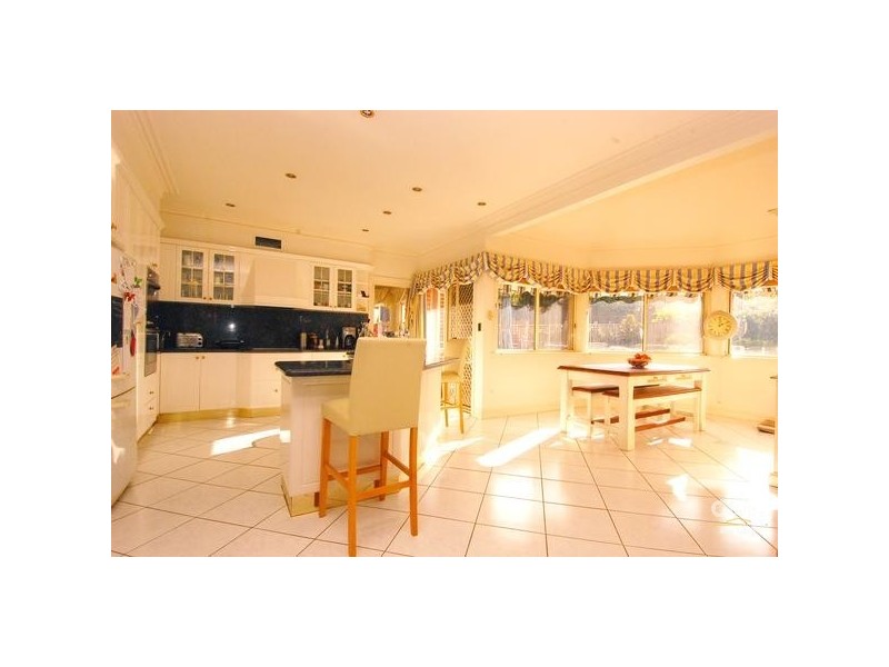 28 Kambah Place, West Pennant Hills NSW 2125