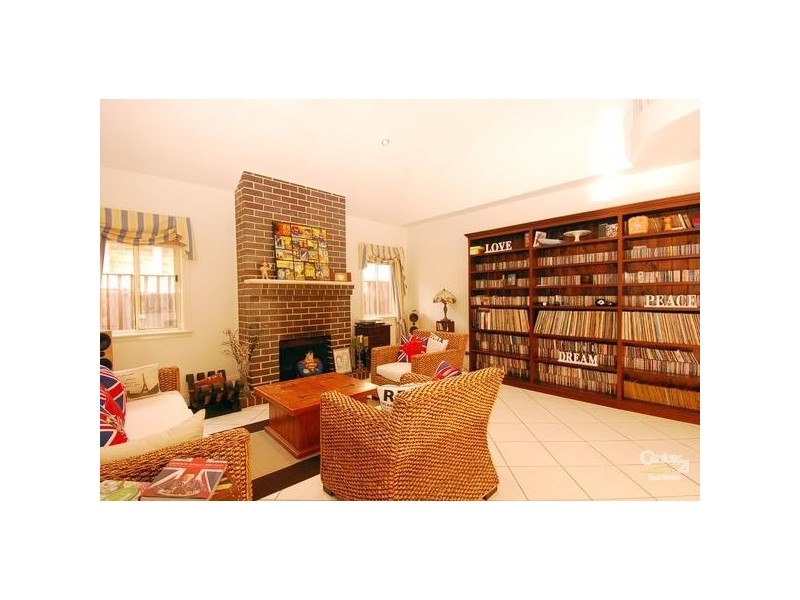 28 Kambah Place, West Pennant Hills NSW 2125