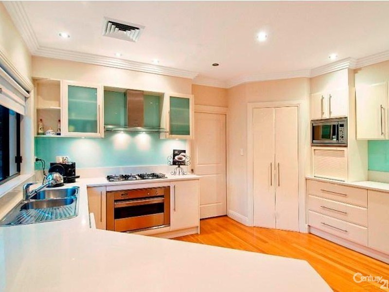 20 Bredon Avenue, West Pennant Hills NSW 2125
