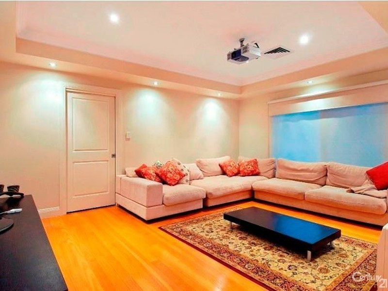 20 Bredon Avenue, West Pennant Hills NSW 2125