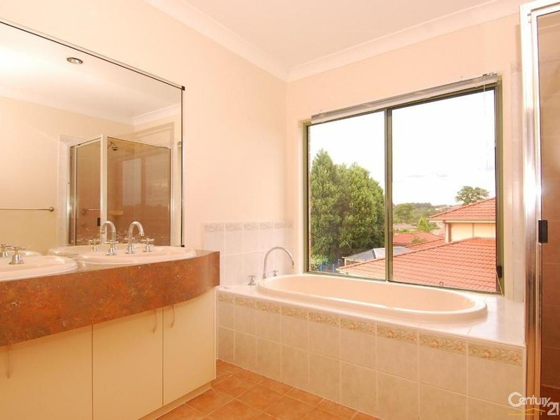 15 Highbrook Place, Castle Hill NSW 2154