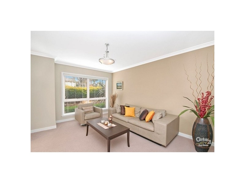 19 Springthorpe Way, Castle Hill NSW 2154