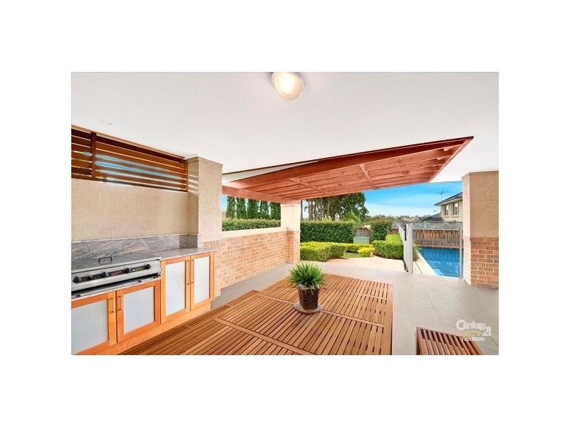 19 Springthorpe Way, Castle Hill NSW 2154