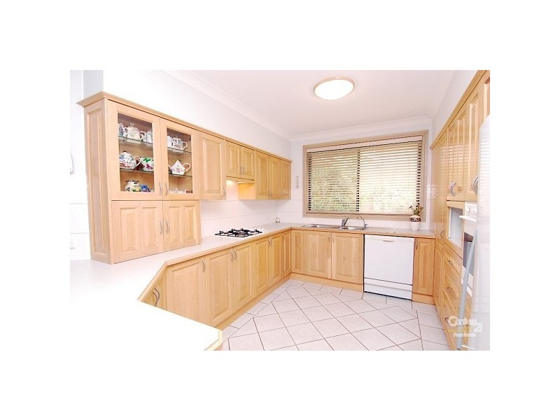 42 Kambah Place, West Pennant Hills NSW 2125