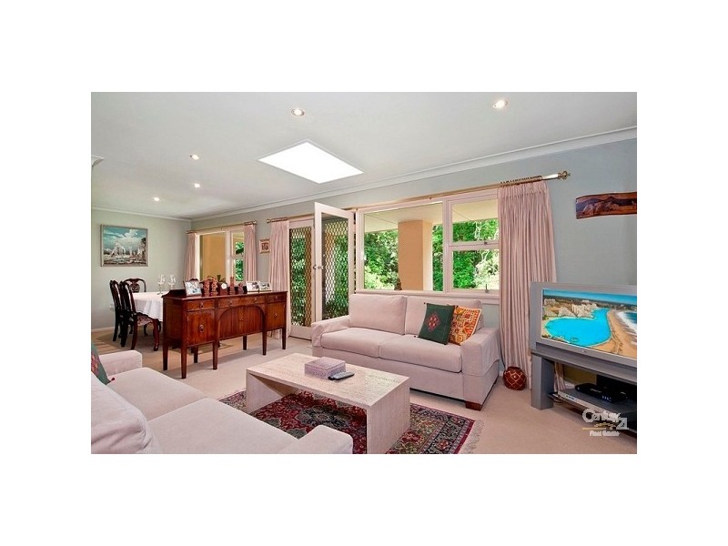 17A The Crescent, Pennant Hills NSW 2120