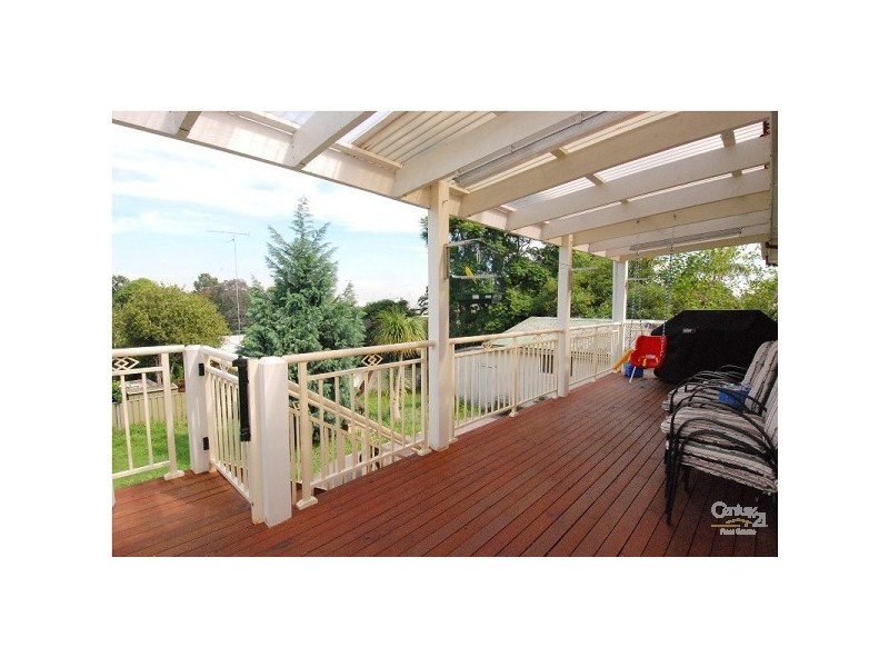 22 Garthowen Crescent, Castle Hill NSW 2154