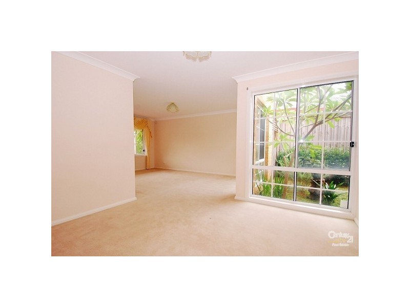 45 Ravensbourne Circuit, Dural NSW 2158