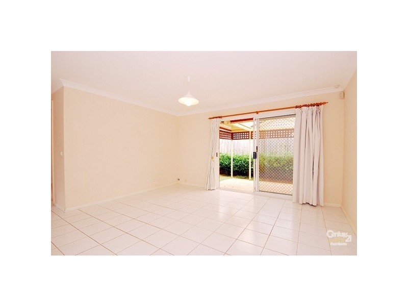 45 Ravensbourne Circuit, Dural NSW 2158