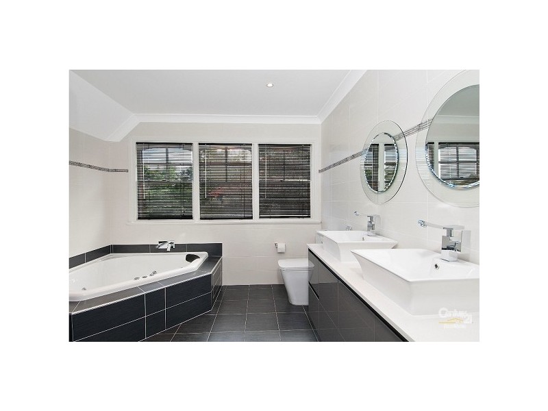 8 Richmond Court, Castle Hill NSW 2154