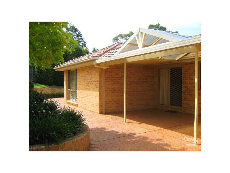 37 Oakhill Drive, Castle Hill NSW 2154
