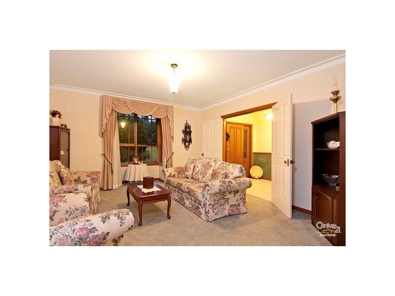 15 Highclere Place, Castle Hill NSW 2154
