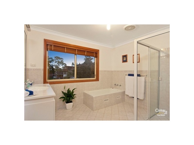 15 Highclere Place, Castle Hill NSW 2154
