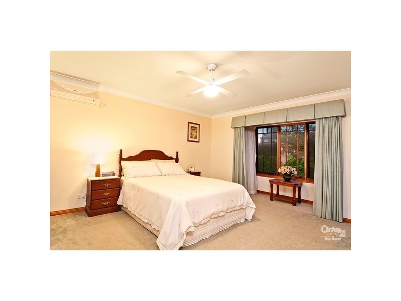 15 Highclere Place, Castle Hill NSW 2154