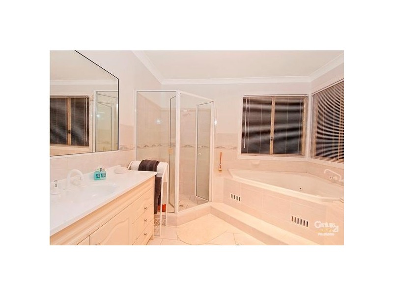 5 Dunraven Way, Cherrybrook NSW 2126