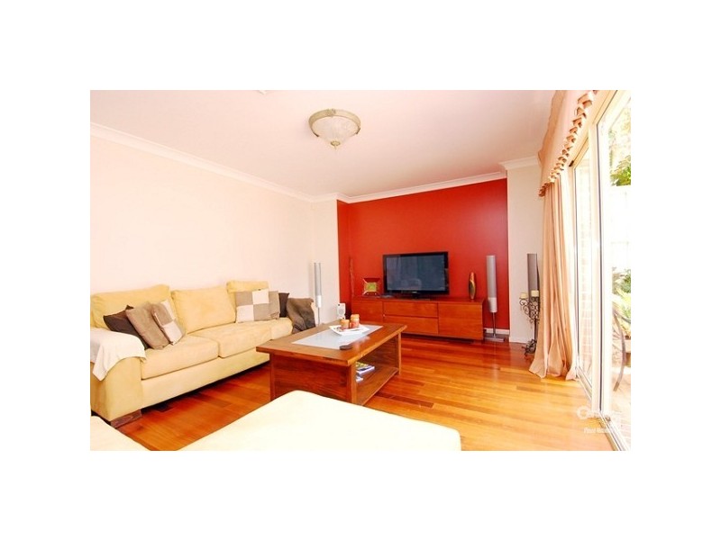 12 Eric Cooper Drive, Castle Hill NSW 2154