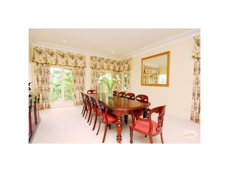 5 Carnarvon Avenue, Glenhaven NSW 2156