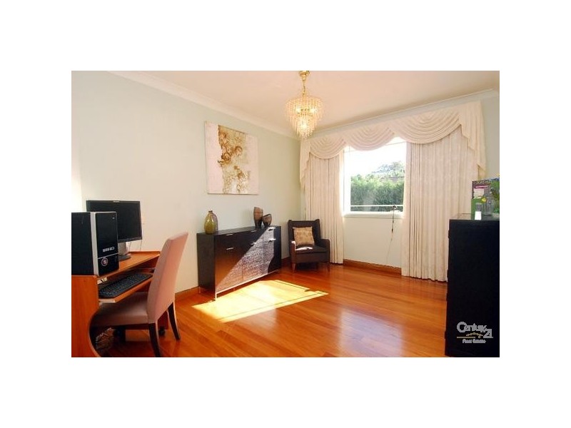 13 Grosvenor Place, West Pennant Hills NSW 2125