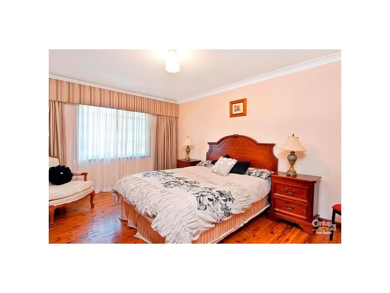 68 Francis Greenway Dr, Cherrybrook NSW 2126