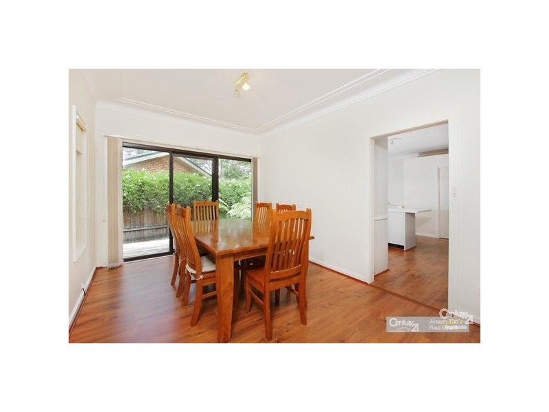 60 New Farm Rd, West Pennant Hills NSW 2125