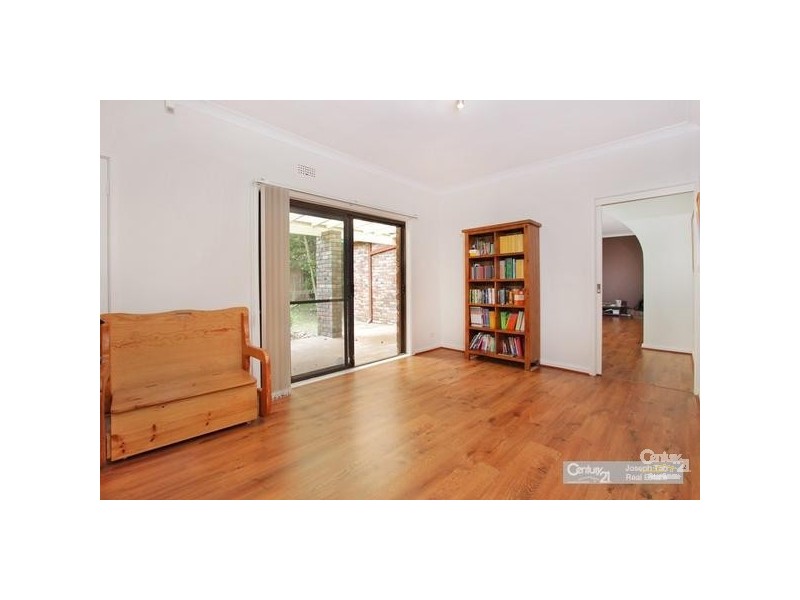 60 New Farm Rd, West Pennant Hills NSW 2125