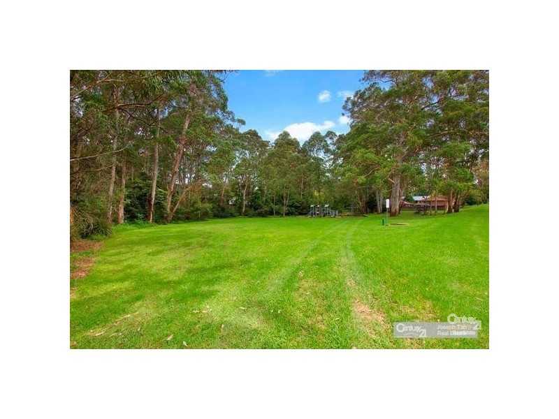 60 New Farm Rd, West Pennant Hills NSW 2125