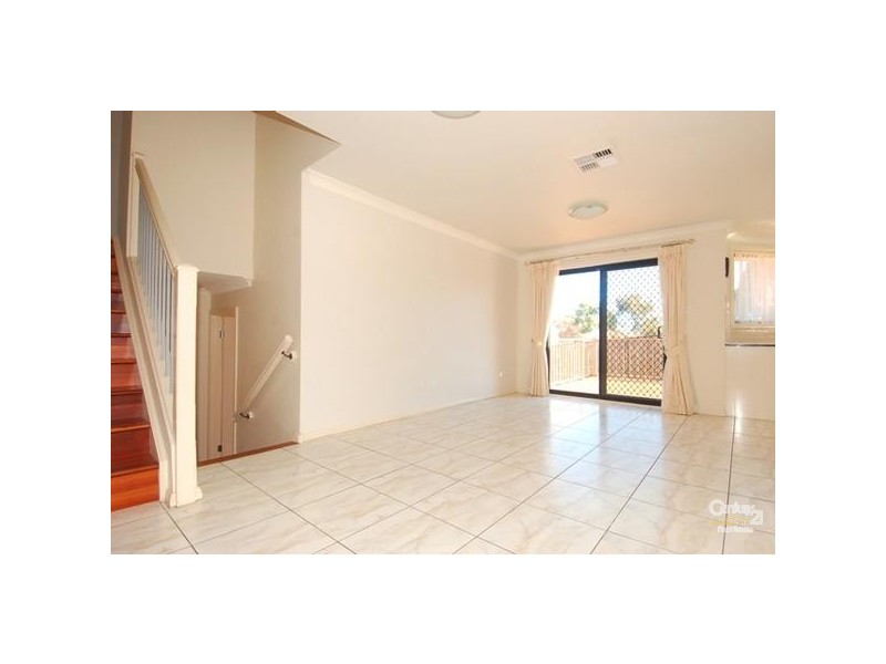 7 Mary Ann Pl, Cherrybrook NSW 2126