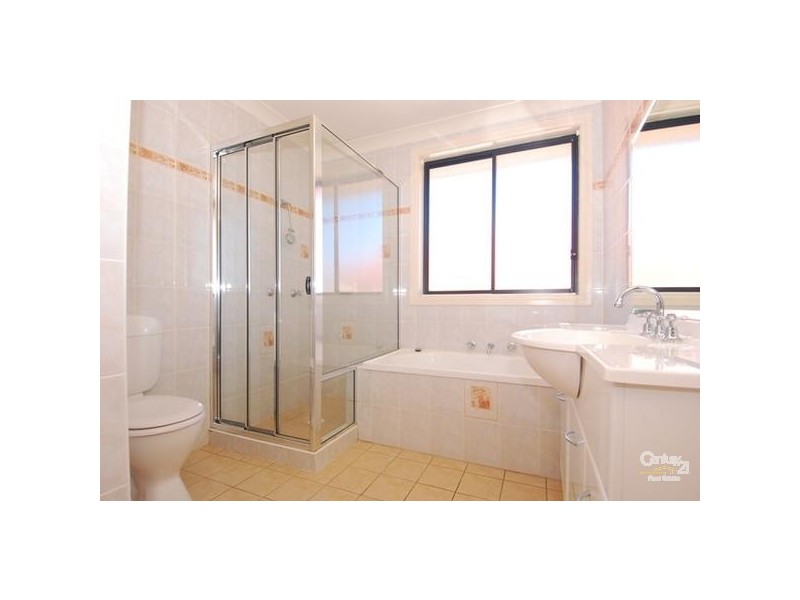 7 Mary Ann Pl, Cherrybrook NSW 2126