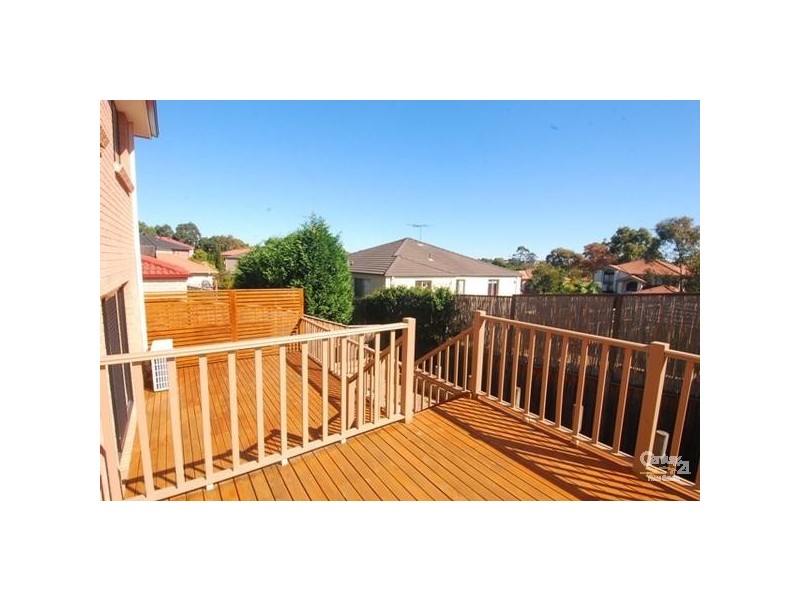 7 Mary Ann Pl, Cherrybrook NSW 2126