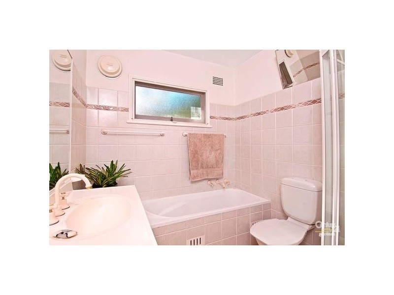 8 Carlisle Crescent, Beecroft NSW 2119